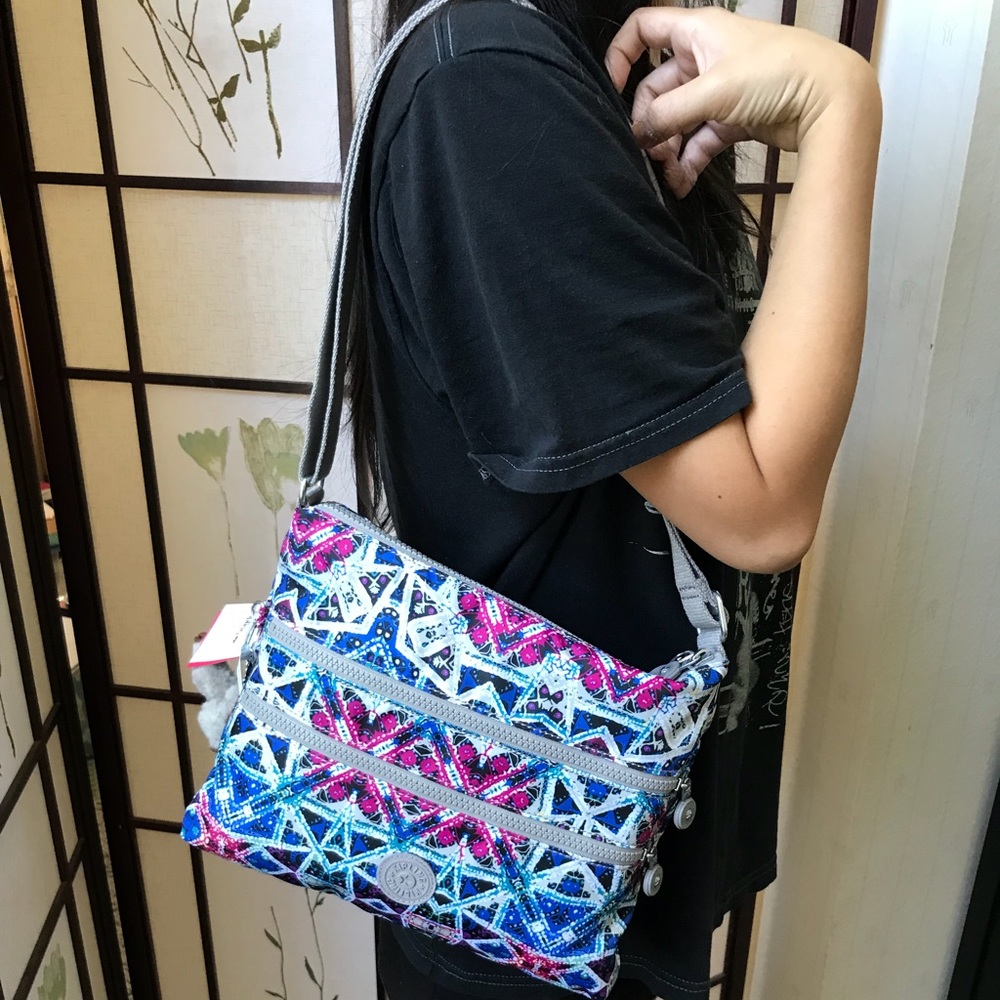 BNIP Auth Kipling Brightside Sky Bag